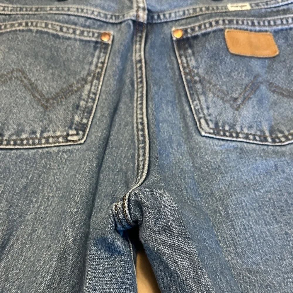 Wrangler Women's Distressed Blue Straight Leg Jeans Wild West 603 High Rise 28 l - Picture 6 of 7